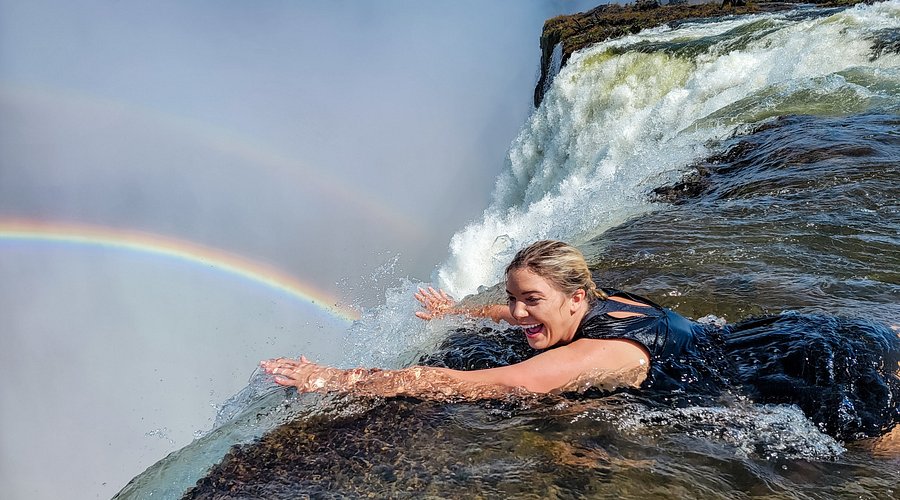 The Thrill of Devil’s Pool: Zambia’s Ultimate Natural Infinity Pool